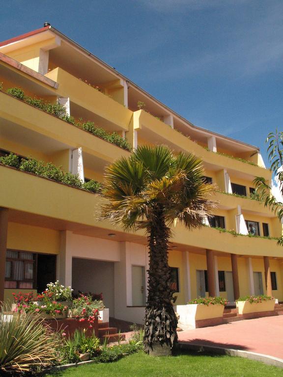 Hotel Andino Club - Hotel Asociado Casa Andina 瓦拉斯 外观 照片